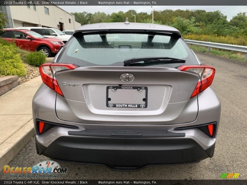 2019 Toyota C-HR XLE Silver Knockout Metallic / Black Photo #8