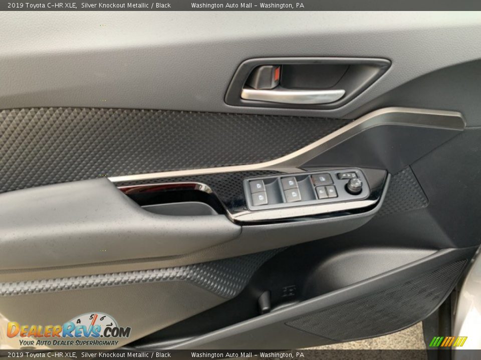 Door Panel of 2019 Toyota C-HR XLE Photo #15