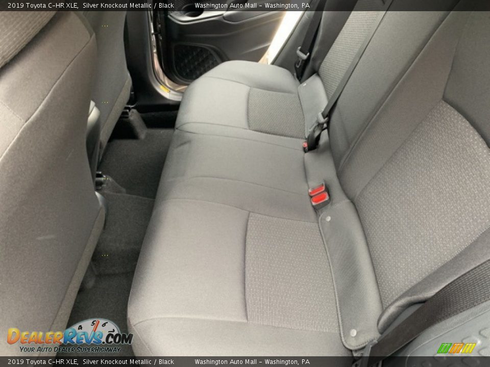 2019 Toyota C-HR XLE Silver Knockout Metallic / Black Photo #17