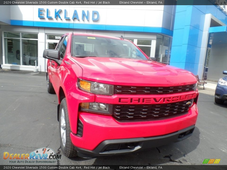 2020 Chevrolet Silverado 1500 Custom Double Cab 4x4 Red Hot / Jet Black Photo #4