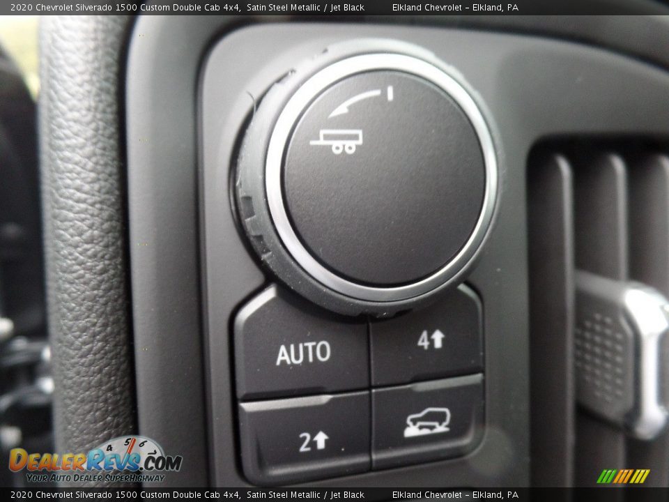 Controls of 2020 Chevrolet Silverado 1500 Custom Double Cab 4x4 Photo #23