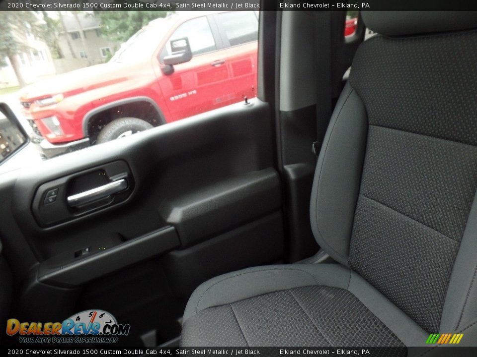 2020 Chevrolet Silverado 1500 Custom Double Cab 4x4 Satin Steel Metallic / Jet Black Photo #36