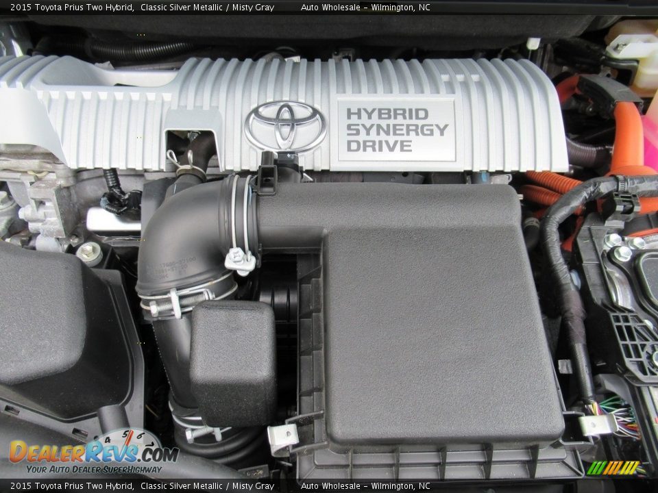 2015 Toyota Prius Two Hybrid Classic Silver Metallic / Misty Gray Photo #6
