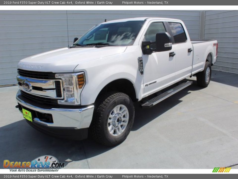 2019 Ford F350 Super Duty XLT Crew Cab 4x4 Oxford White / Earth Gray Photo #4