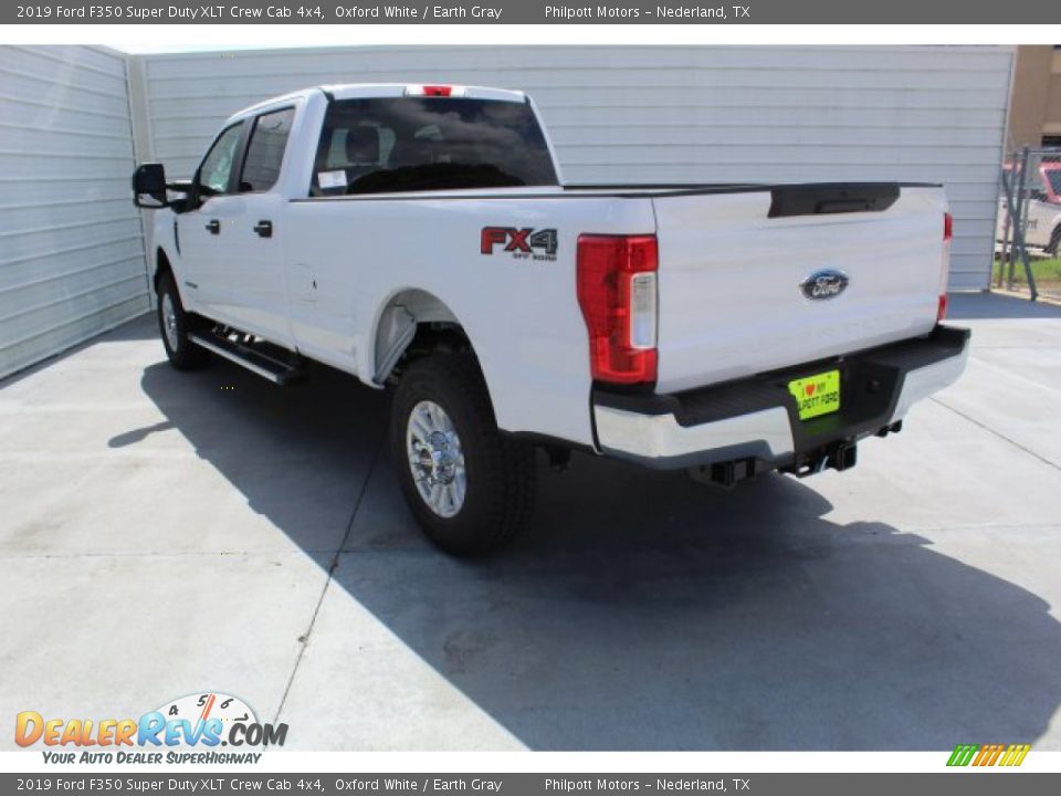2019 Ford F350 Super Duty XLT Crew Cab 4x4 Oxford White / Earth Gray Photo #6