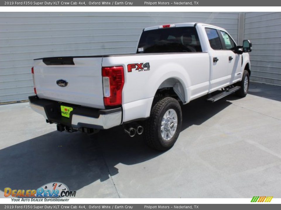 2019 Ford F350 Super Duty XLT Crew Cab 4x4 Oxford White / Earth Gray Photo #8