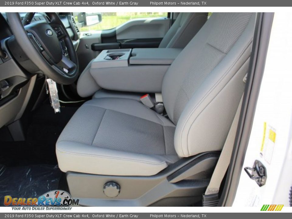 2019 Ford F350 Super Duty XLT Crew Cab 4x4 Oxford White / Earth Gray Photo #10