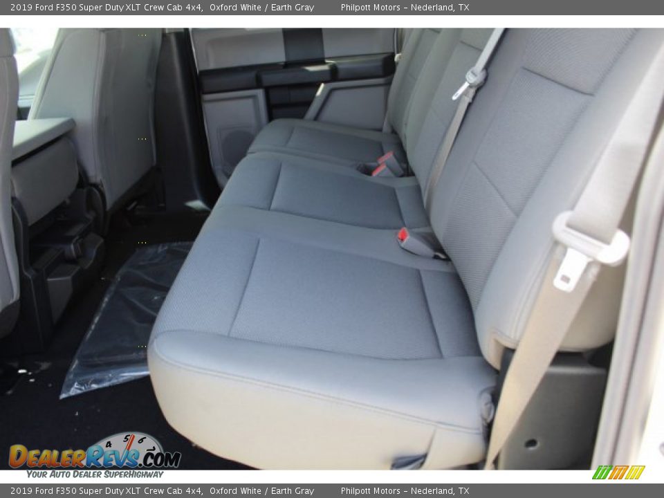 2019 Ford F350 Super Duty XLT Crew Cab 4x4 Oxford White / Earth Gray Photo #12