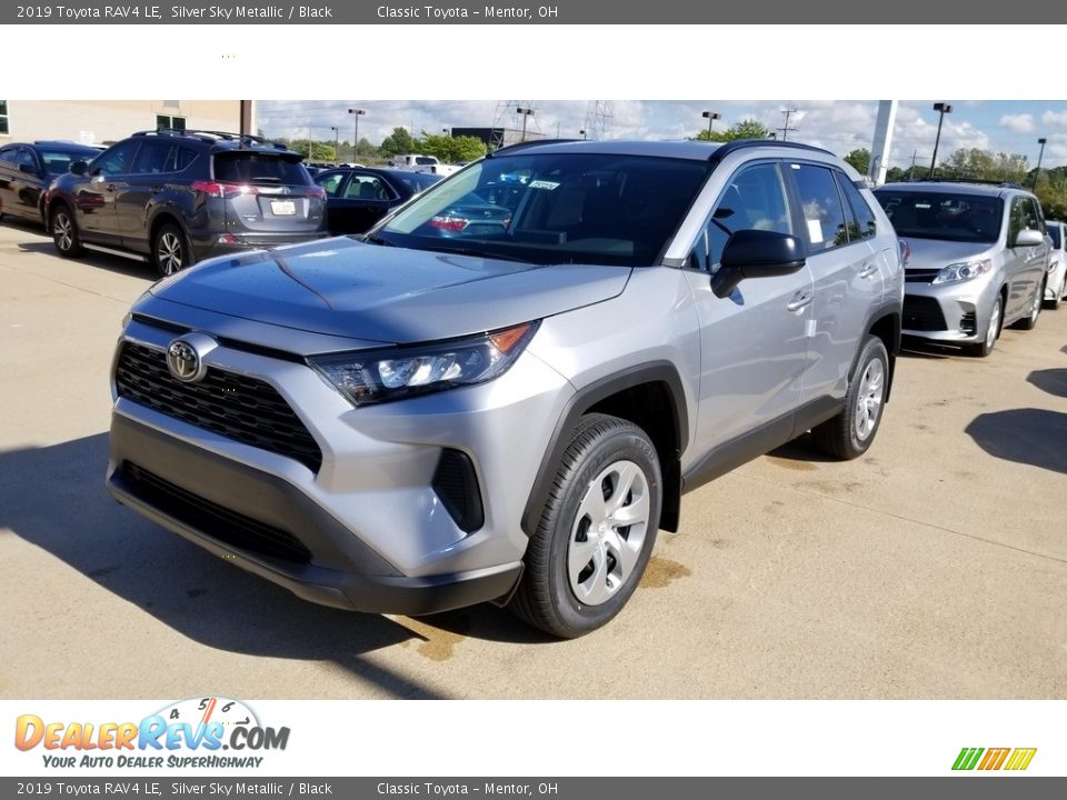 2019 Toyota RAV4 LE Silver Sky Metallic / Black Photo #1