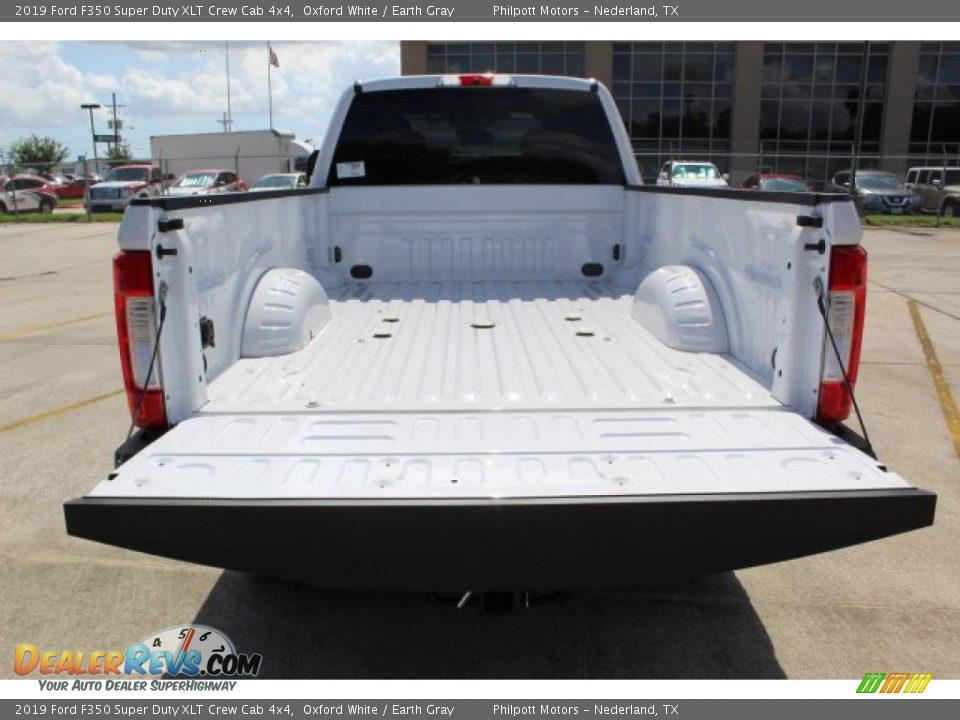 2019 Ford F350 Super Duty XLT Crew Cab 4x4 Oxford White / Earth Gray Photo #15