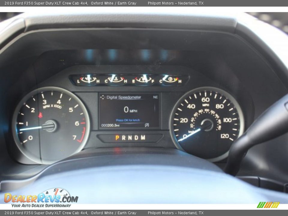 2019 Ford F350 Super Duty XLT Crew Cab 4x4 Oxford White / Earth Gray Photo #16