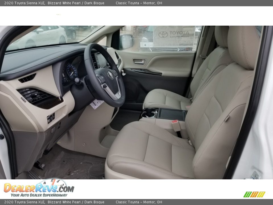 Front Seat of 2020 Toyota Sienna XLE Photo #2