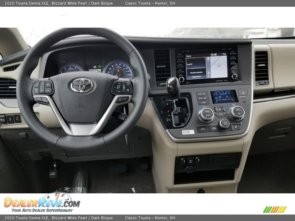 Dashboard of 2020 Toyota Sienna XLE Photo #4