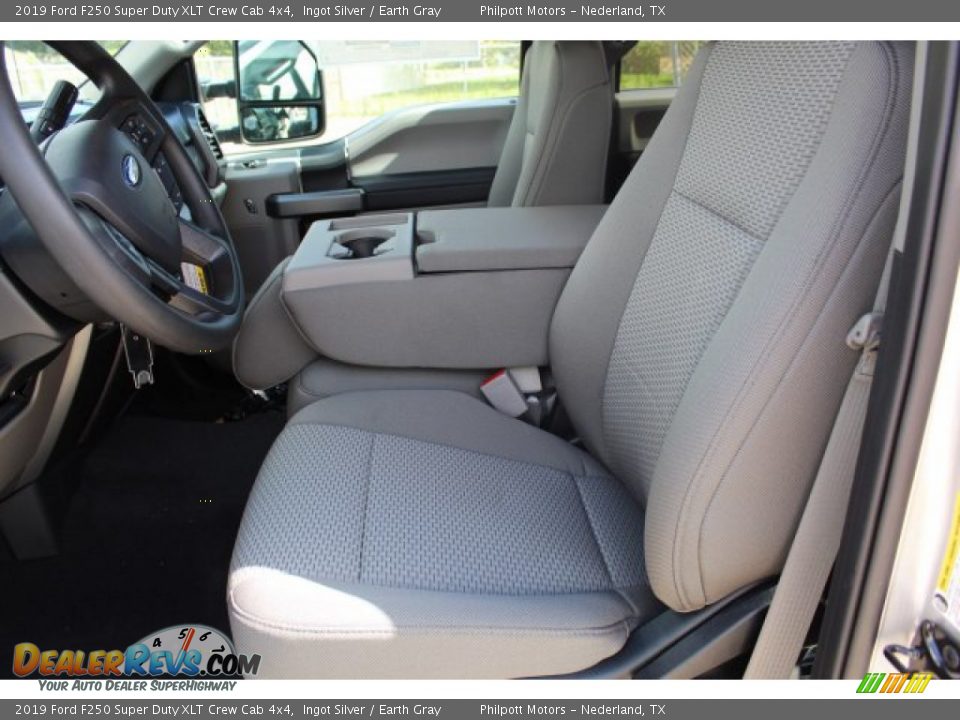 2019 Ford F250 Super Duty XLT Crew Cab 4x4 Ingot Silver / Earth Gray Photo #10