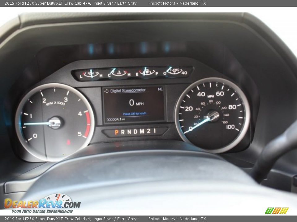 2019 Ford F250 Super Duty XLT Crew Cab 4x4 Ingot Silver / Earth Gray Photo #13