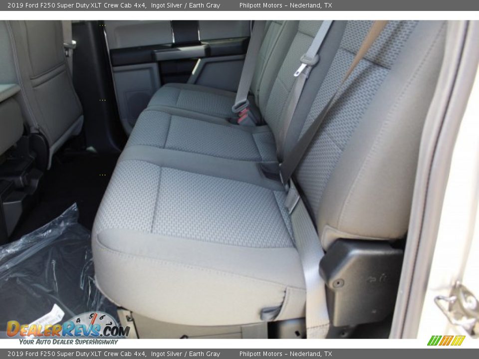 2019 Ford F250 Super Duty XLT Crew Cab 4x4 Ingot Silver / Earth Gray Photo #19