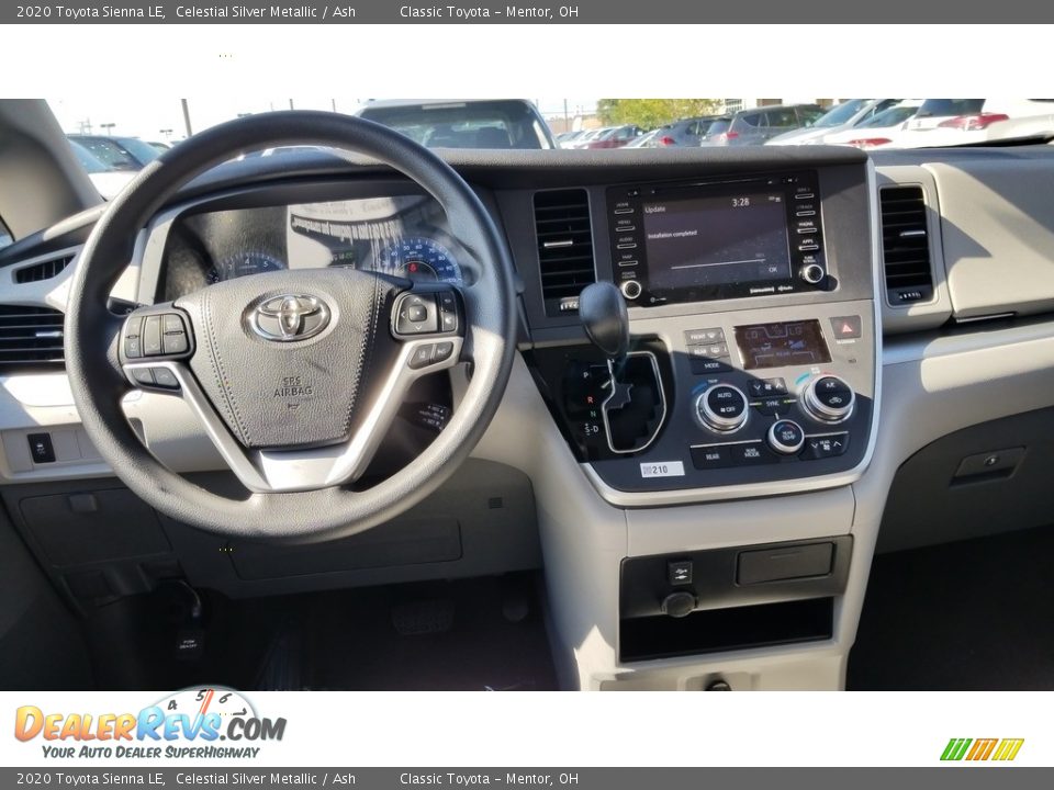 2020 Toyota Sienna LE Celestial Silver Metallic / Ash Photo #4