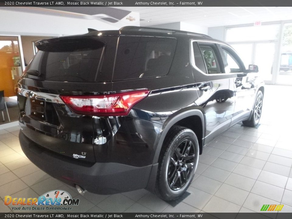 2020 Chevrolet Traverse LT AWD Mosaic Black Metallic / Jet Black Photo #3