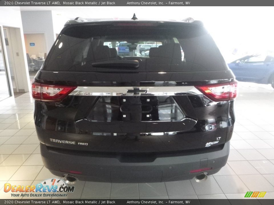 2020 Chevrolet Traverse LT AWD Mosaic Black Metallic / Jet Black Photo #4