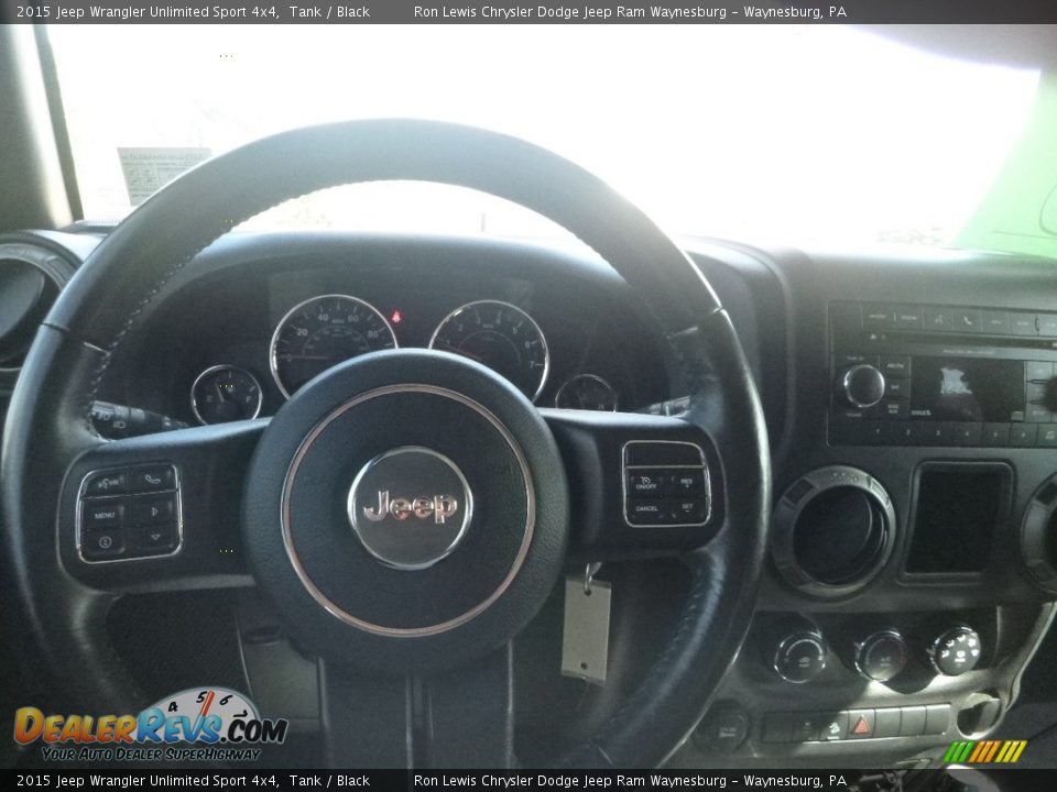 2015 Jeep Wrangler Unlimited Sport 4x4 Tank / Black Photo #19