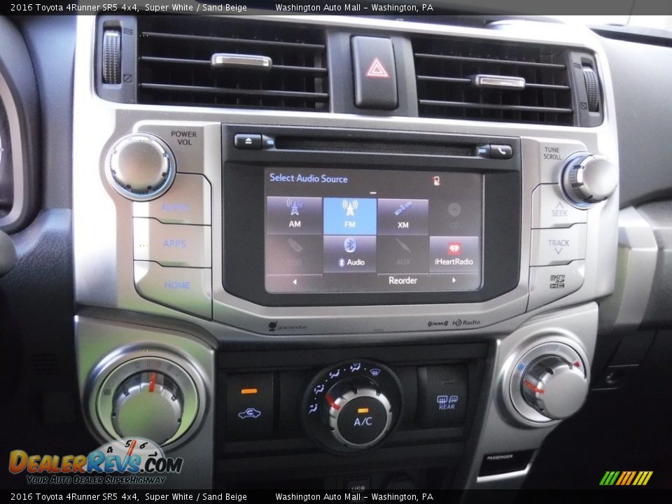 2016 Toyota 4Runner SR5 4x4 Super White / Sand Beige Photo #16