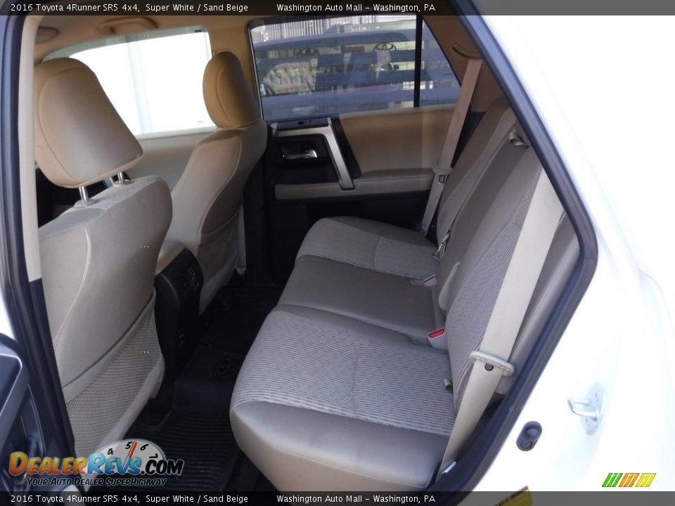 2016 Toyota 4Runner SR5 4x4 Super White / Sand Beige Photo #24