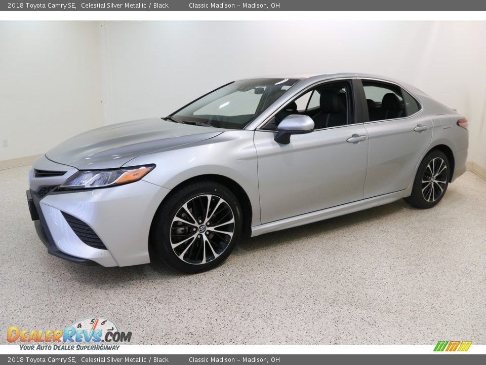 2018 Toyota Camry SE Celestial Silver Metallic / Black Photo #3