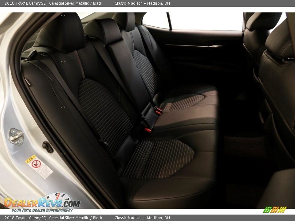 2018 Toyota Camry SE Celestial Silver Metallic / Black Photo #18