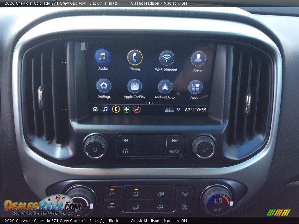 Controls of 2020 Chevrolet Colorado Z71 Crew Cab 4x4 Photo #15