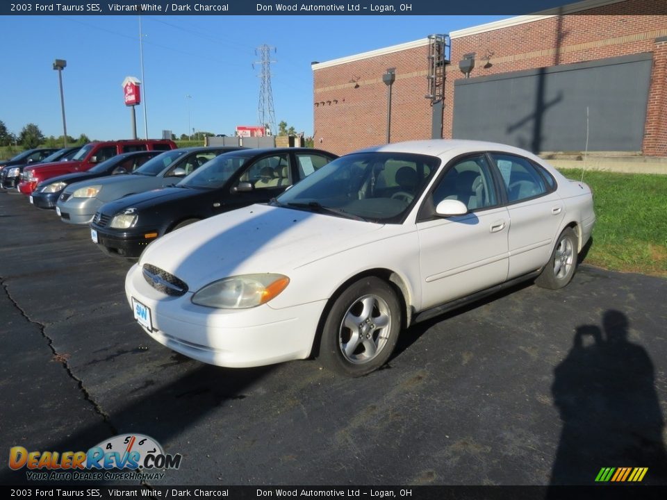 2003 Ford Taurus SES Vibrant White / Dark Charcoal Photo #5