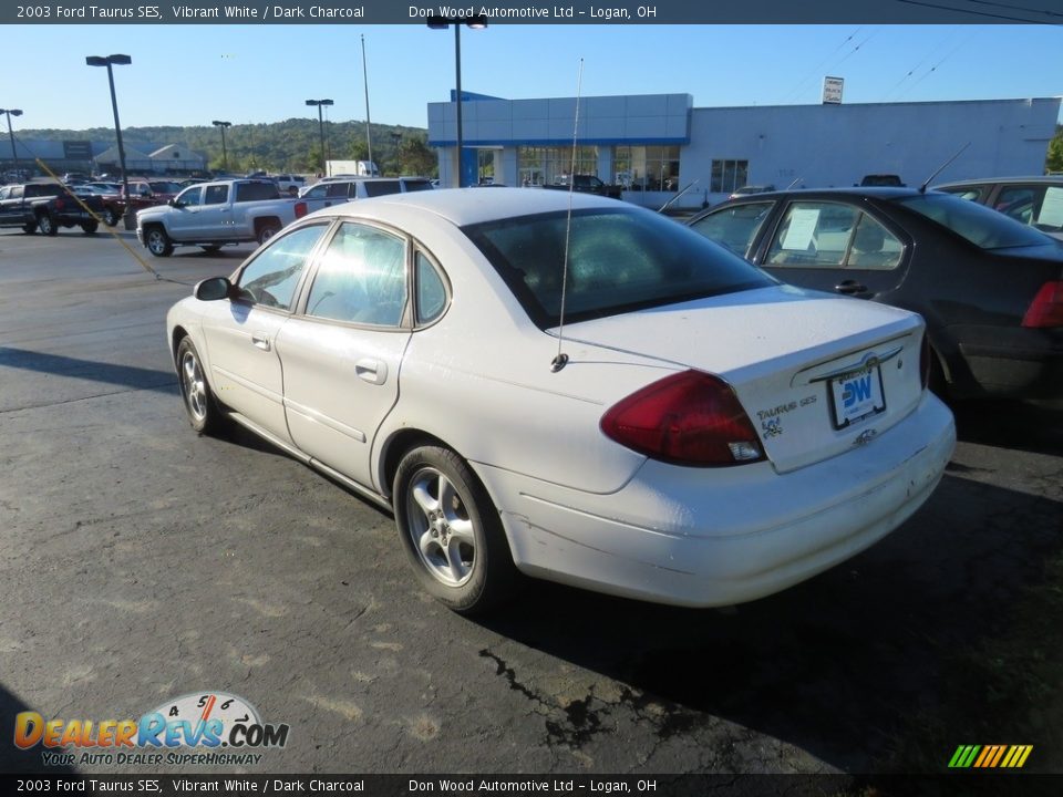 2003 Ford Taurus SES Vibrant White / Dark Charcoal Photo #7