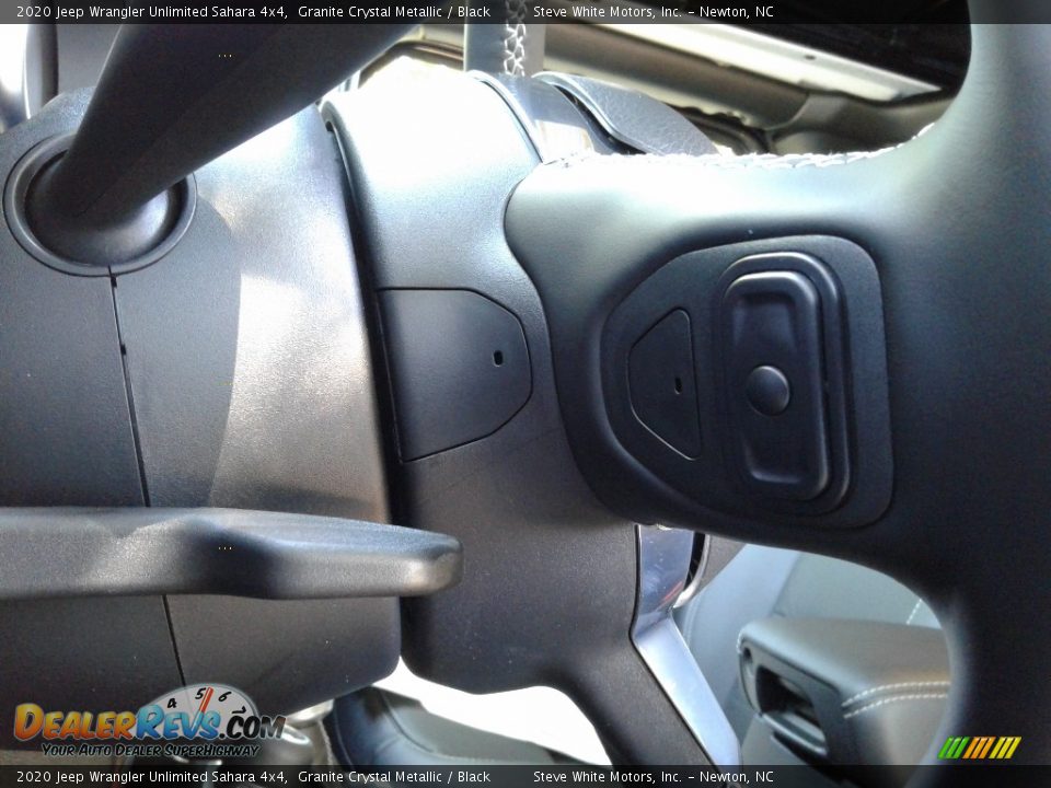 2020 Jeep Wrangler Unlimited Sahara 4x4 Granite Crystal Metallic / Black Photo #16