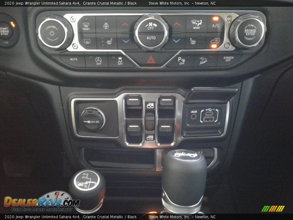 2020 Jeep Wrangler Unlimited Sahara 4x4 Granite Crystal Metallic / Black Photo #26