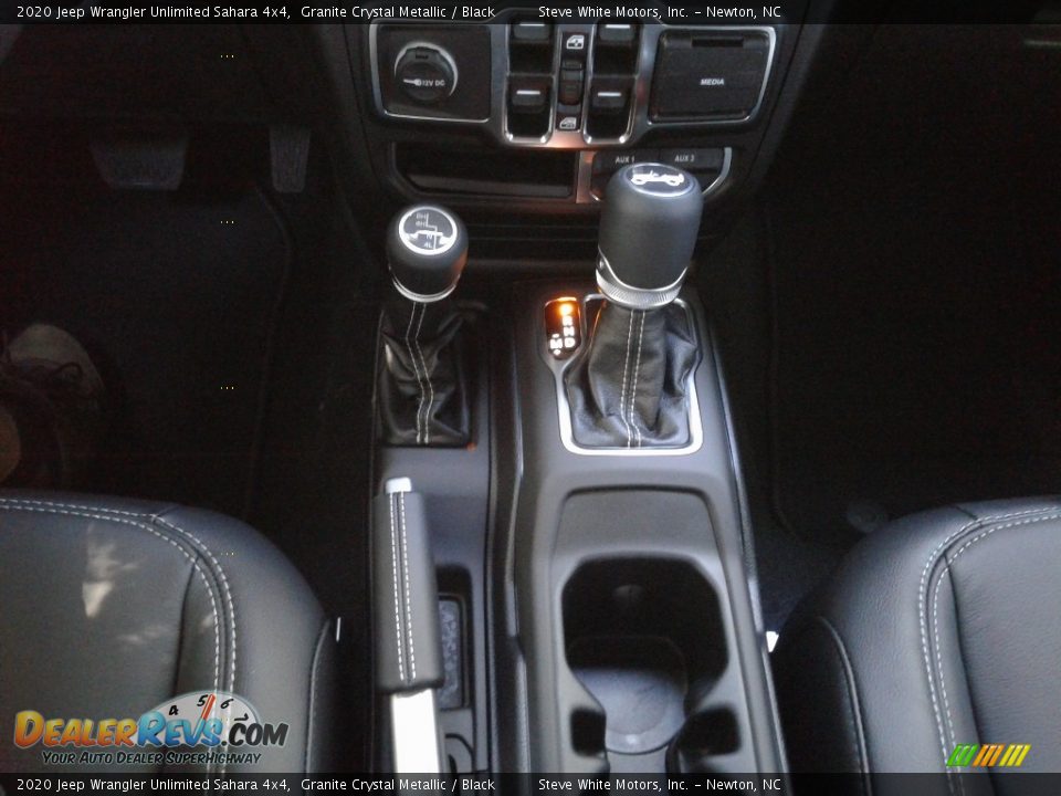 2020 Jeep Wrangler Unlimited Sahara 4x4 Granite Crystal Metallic / Black Photo #28