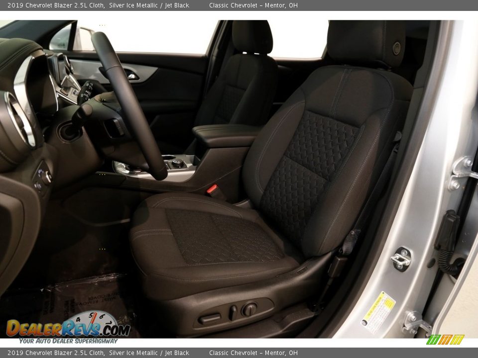 2019 Chevrolet Blazer 2.5L Cloth Silver Ice Metallic / Jet Black Photo #5