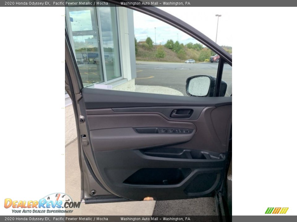 Door Panel of 2020 Honda Odyssey EX Photo #10