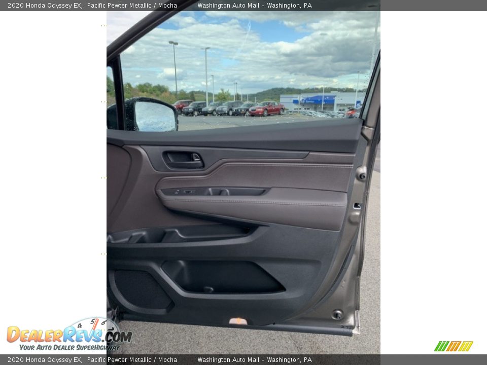 Door Panel of 2020 Honda Odyssey EX Photo #27