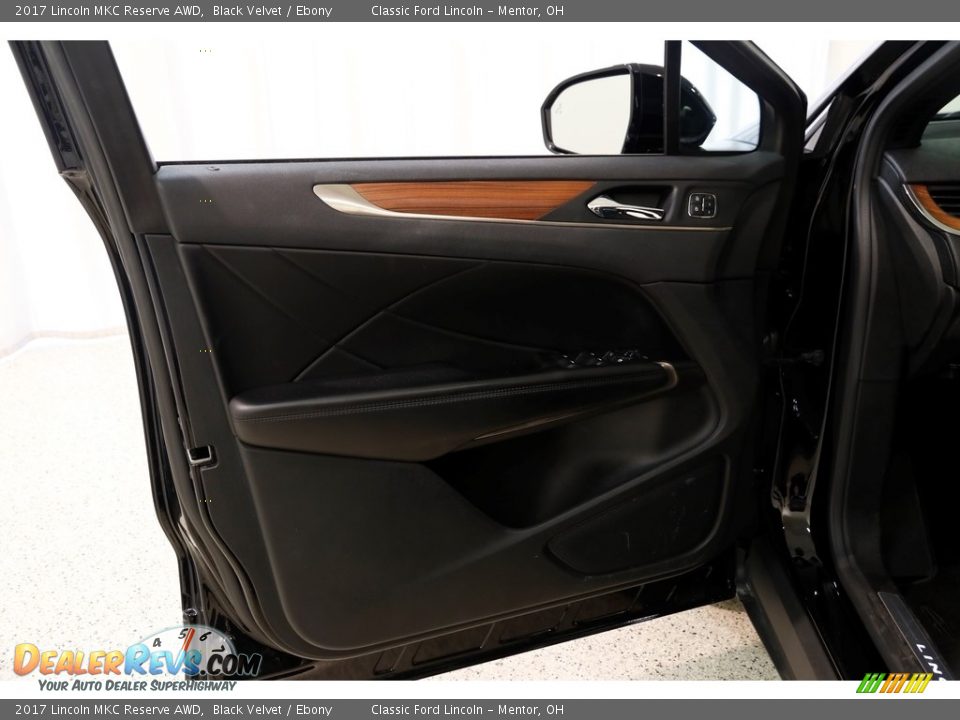 2017 Lincoln MKC Reserve AWD Black Velvet / Ebony Photo #5