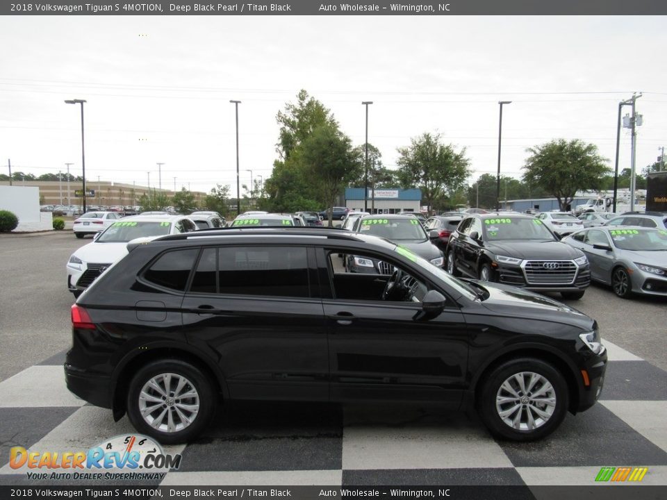 2018 Volkswagen Tiguan S 4MOTION Deep Black Pearl / Titan Black Photo #3