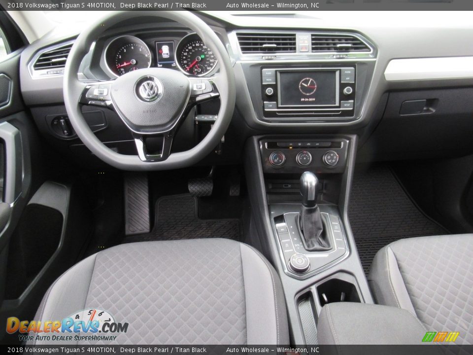 2018 Volkswagen Tiguan S 4MOTION Deep Black Pearl / Titan Black Photo #14