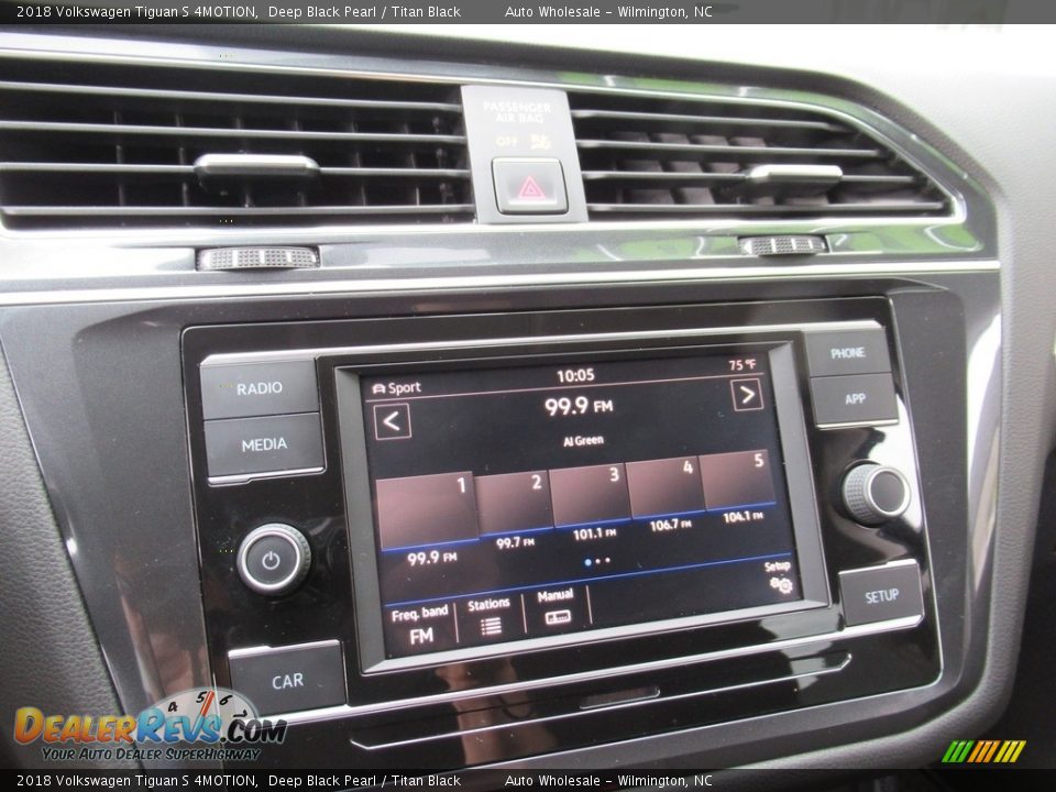 2018 Volkswagen Tiguan S 4MOTION Deep Black Pearl / Titan Black Photo #16