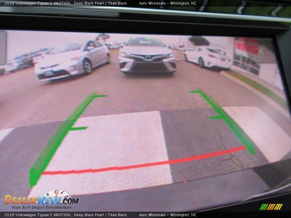 2018 Volkswagen Tiguan S 4MOTION Deep Black Pearl / Titan Black Photo #18
