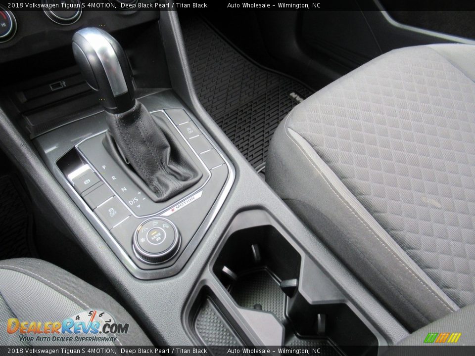 2018 Volkswagen Tiguan S 4MOTION Deep Black Pearl / Titan Black Photo #19