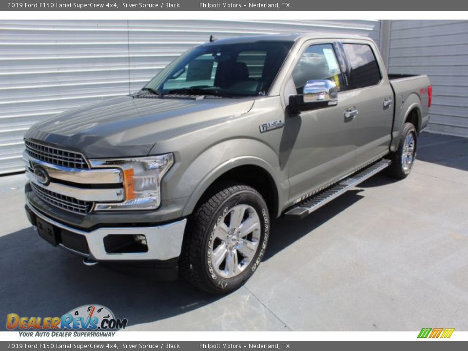 Front 3/4 View of 2019 Ford F150 Lariat SuperCrew 4x4 Photo #4