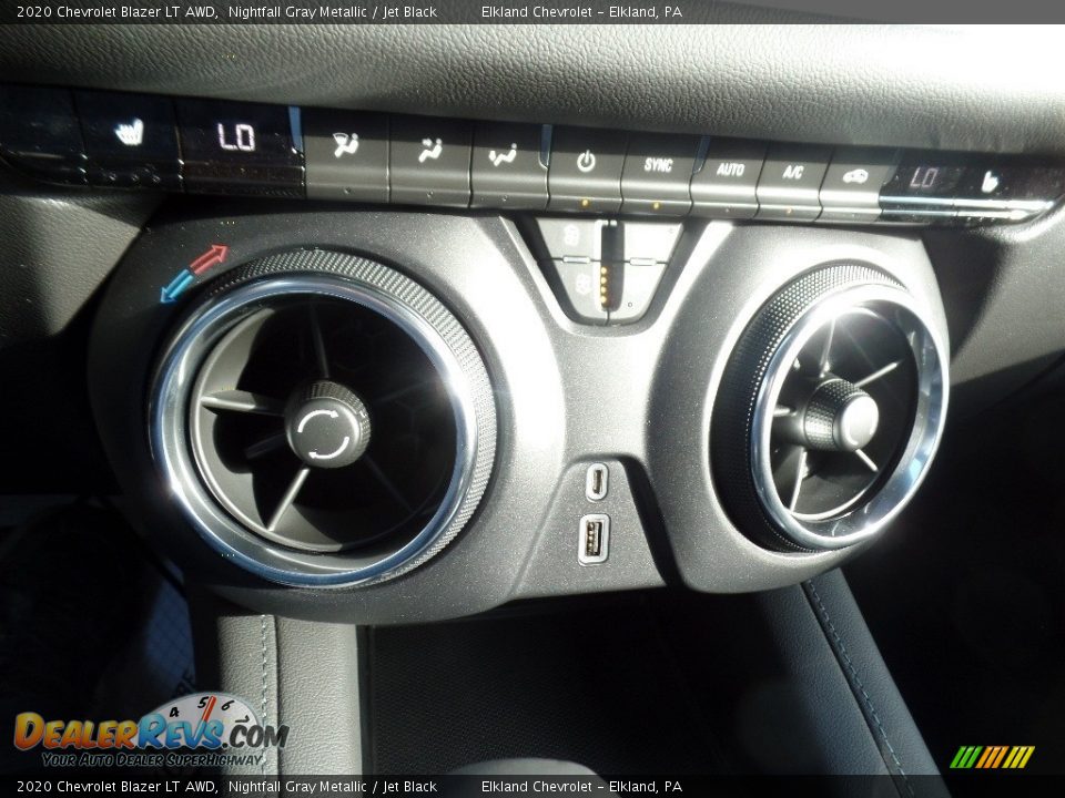 Controls of 2020 Chevrolet Blazer LT AWD Photo #34