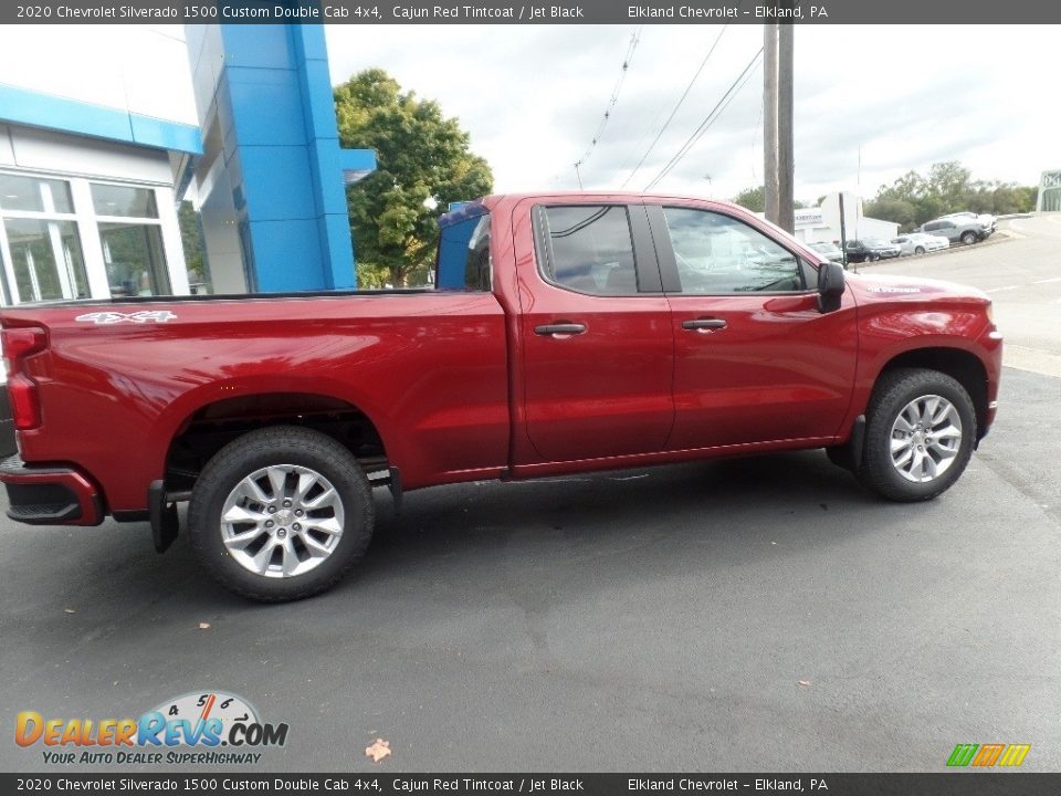 2020 Chevrolet Silverado 1500 Custom Double Cab 4x4 Cajun Red Tintcoat / Jet Black Photo #10