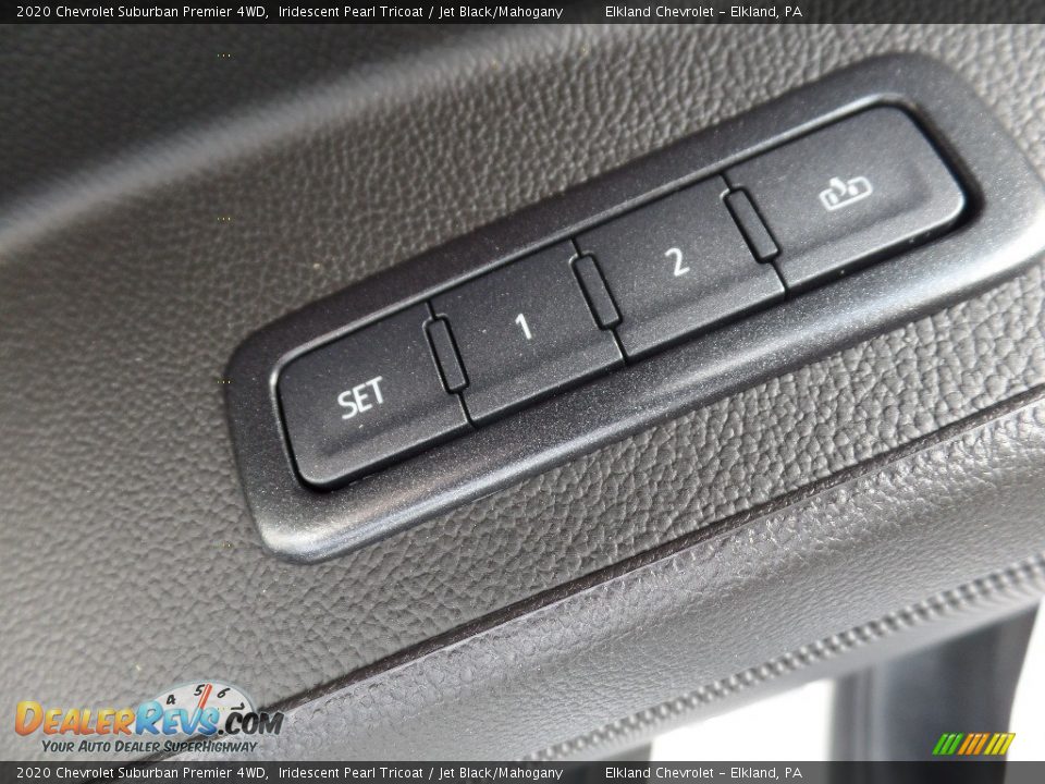 2020 Chevrolet Suburban Premier 4WD Iridescent Pearl Tricoat / Jet Black/Mahogany Photo #26