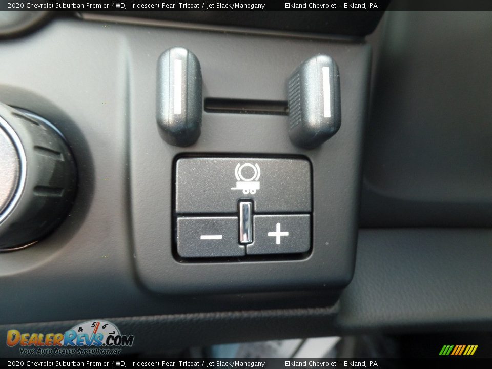 2020 Chevrolet Suburban Premier 4WD Iridescent Pearl Tricoat / Jet Black/Mahogany Photo #29