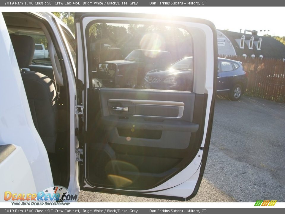 2019 Ram 1500 Classic SLT Crew Cab 4x4 Bright White / Black/Diesel Gray Photo #14