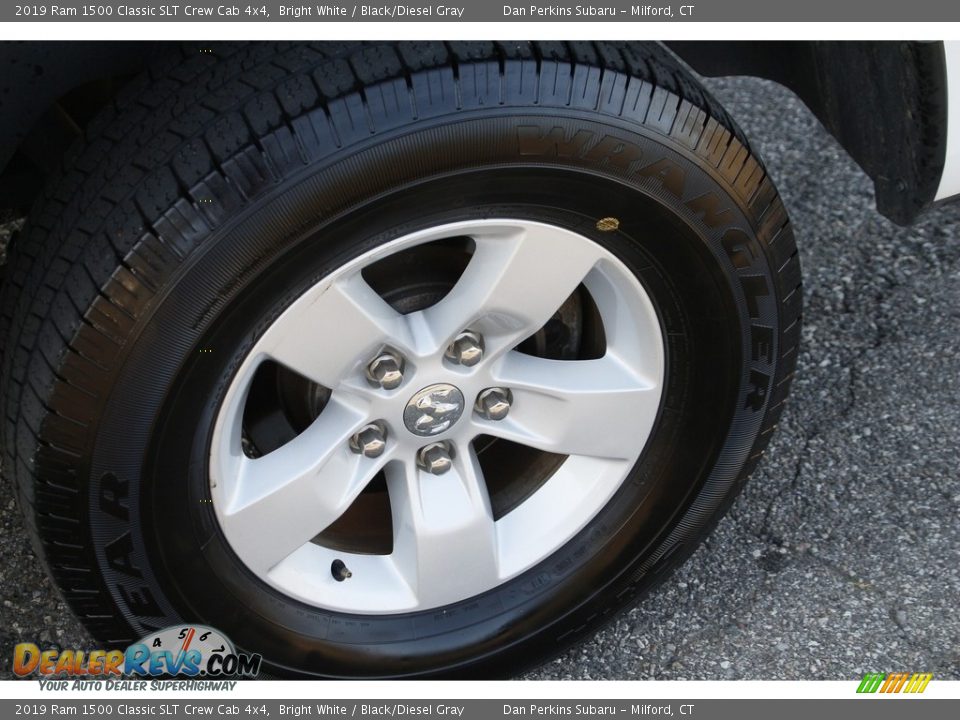 2019 Ram 1500 Classic SLT Crew Cab 4x4 Bright White / Black/Diesel Gray Photo #19